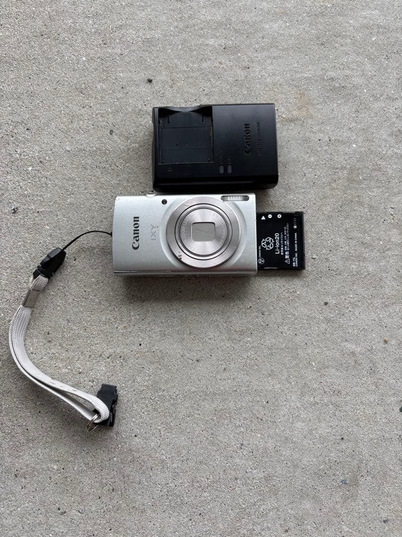 Canon IXY 200デジタルカメラ シルバー