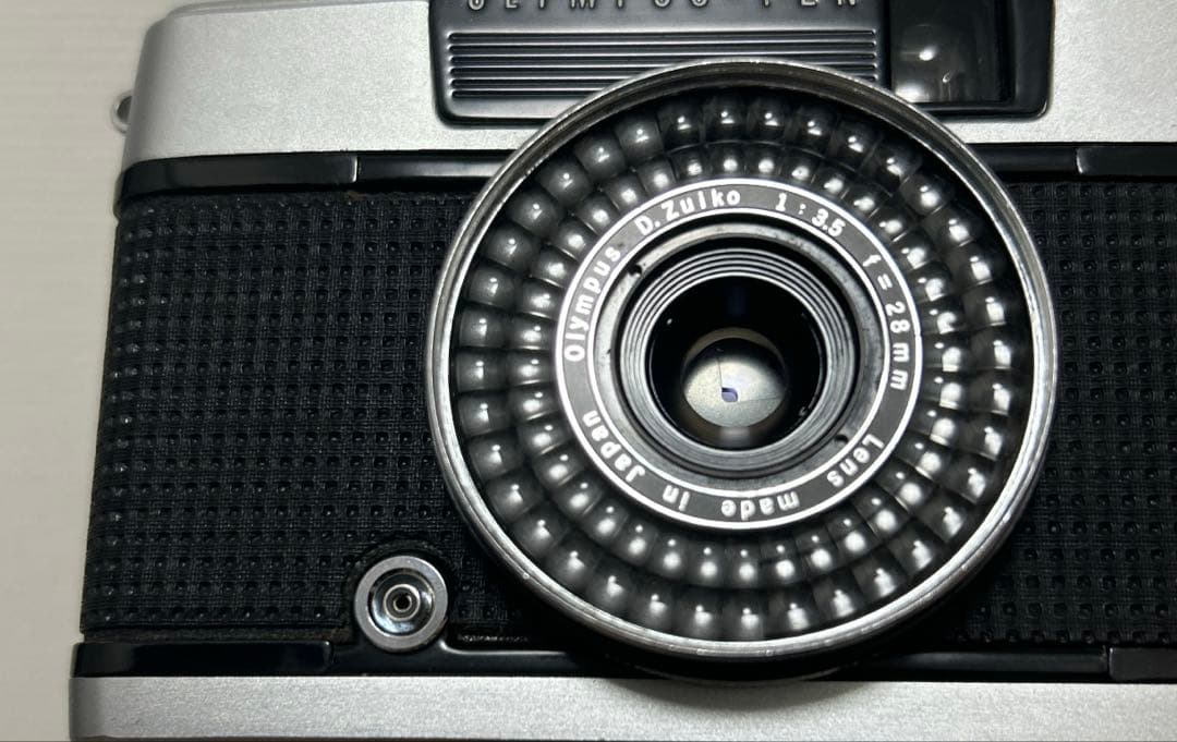 OLYMPUS PEN EE-3 ストラップ付き