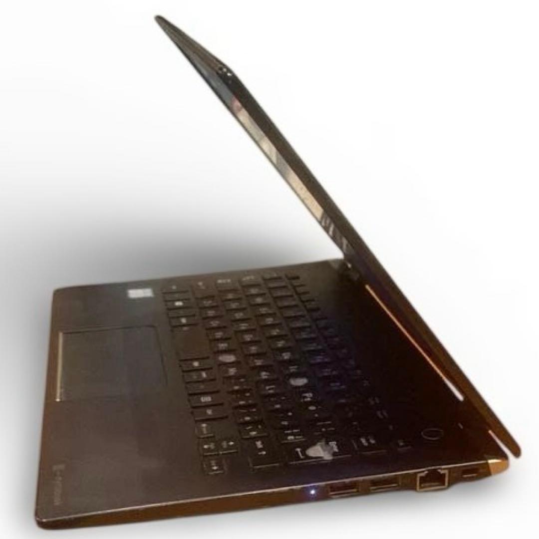 m*.様 【訳アリ】東芝dynabook G83/M 8GB 第8世代　SSD2