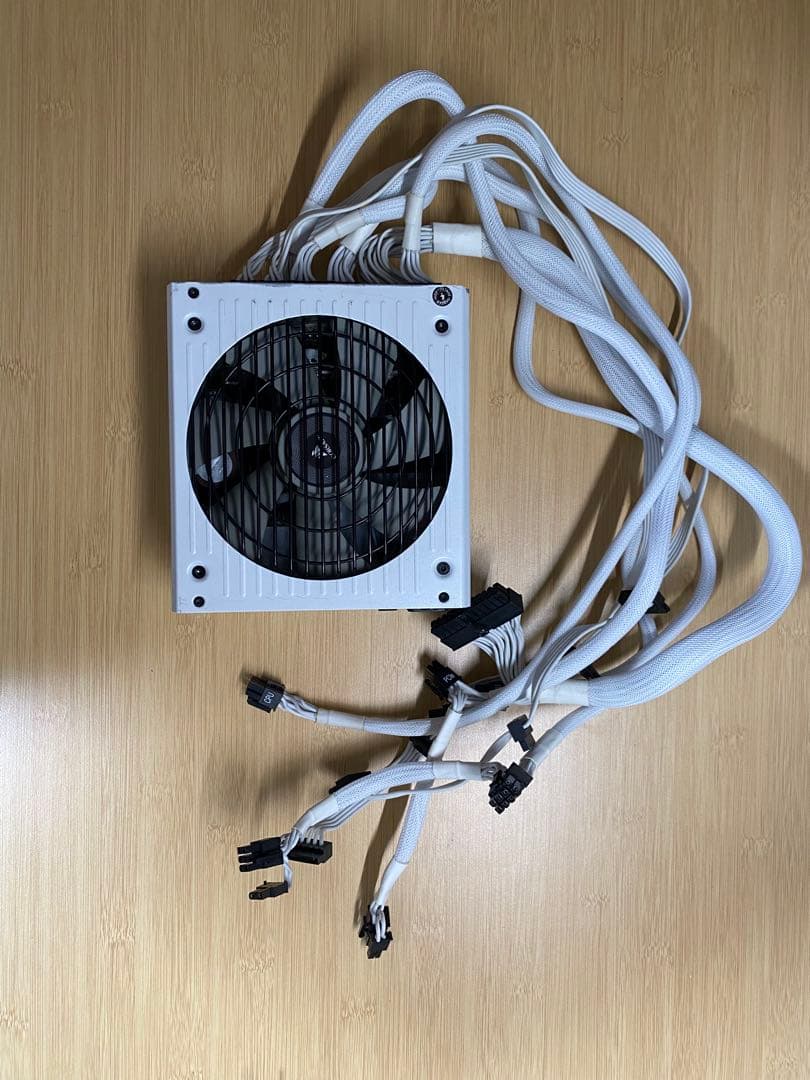 Corsair RM850X ホワイト 850W 電源ユニット