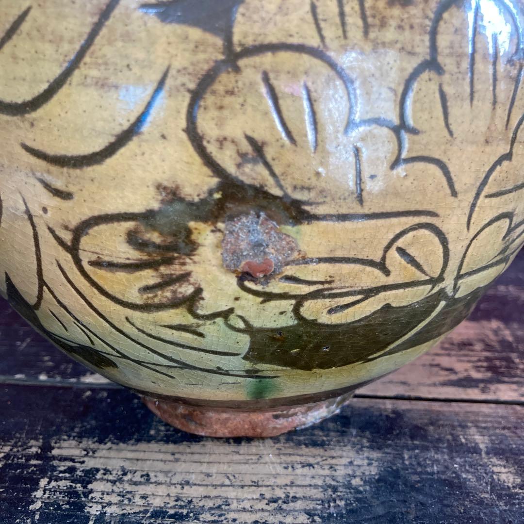 中国　磁州窯　小壺　草花図