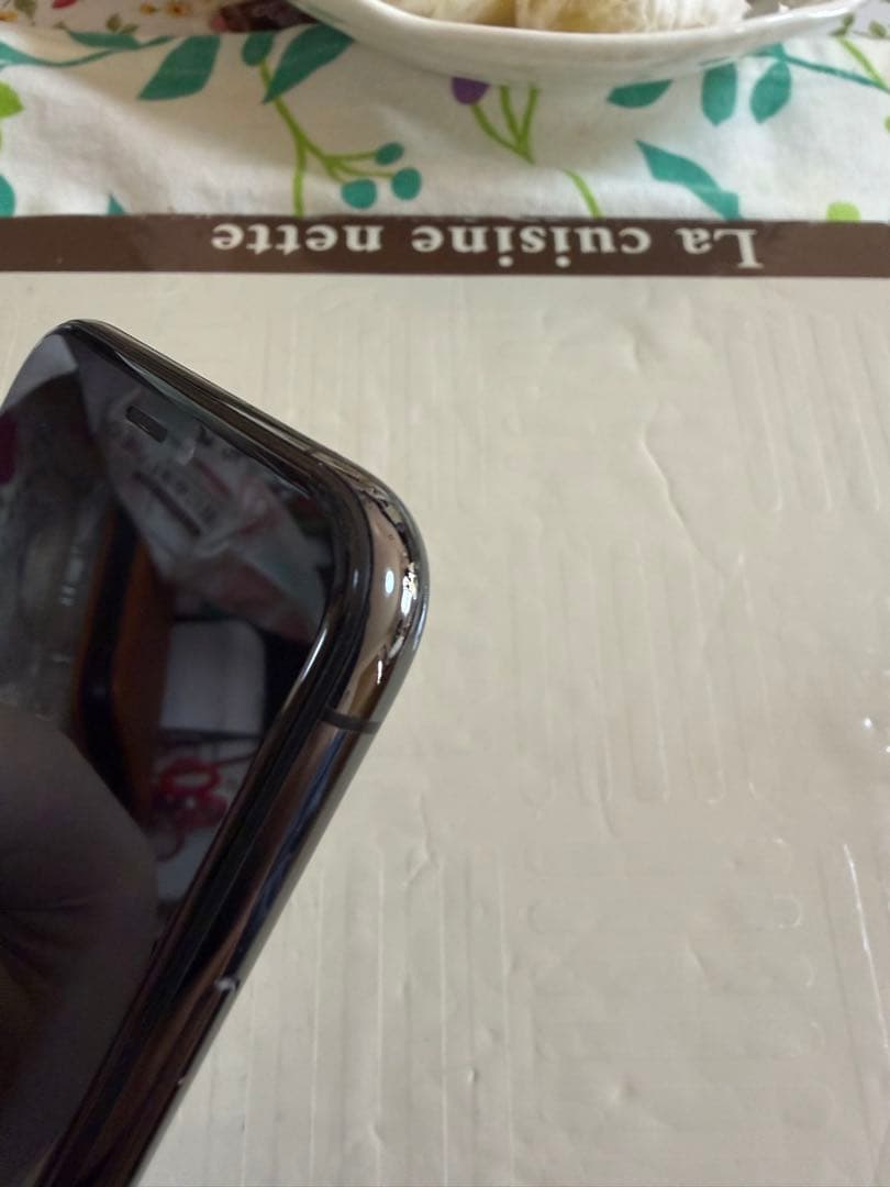 Apple iPhone XS スペースグレー 本体　256GB