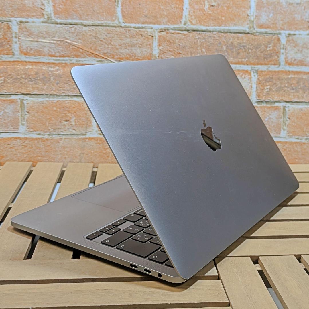 2653)MacBook Pro 2020 1TB i5 16G バッテリ良好◎