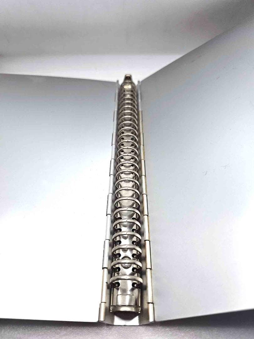 【激レア】アルミ バインダー ルーズリーフ 26穴 無印良品