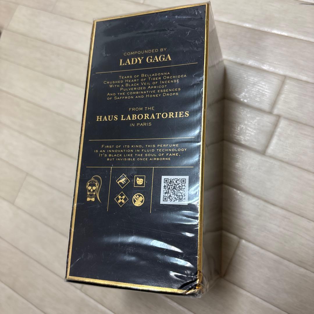 LADY GAGA FAME 廃盤 香水 100ml 未開封シール付 おまけつき