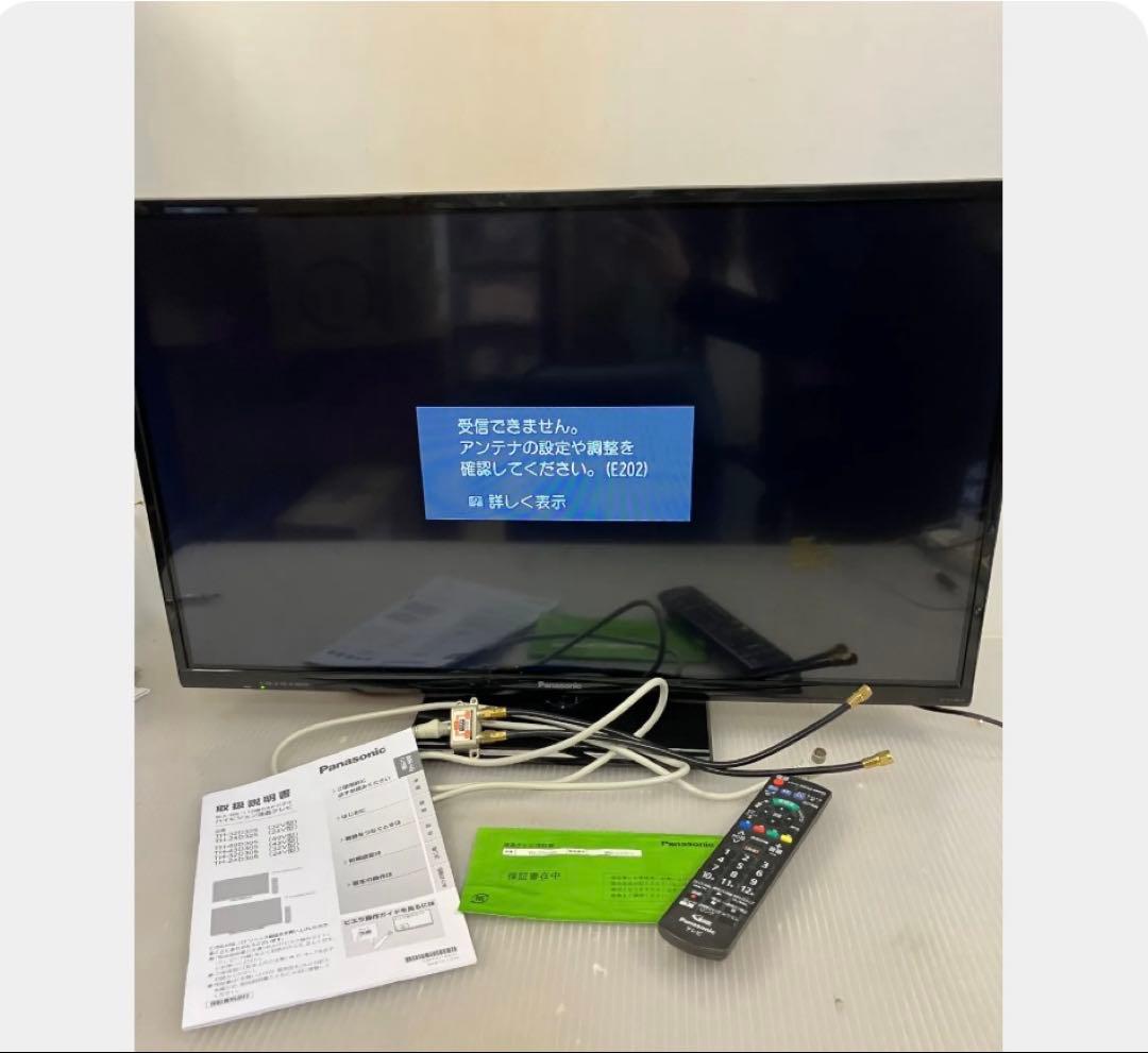 10h31 Panasonic TH-32D305リモコン B-CASカード付き