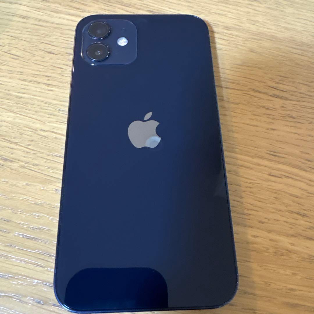 iPhone12本体　64GB ブラック