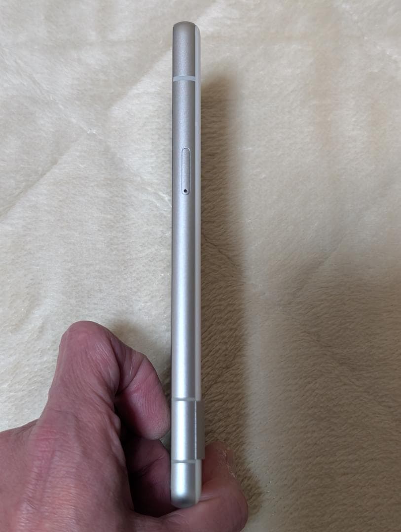 google pixel 7a　ポーセレン