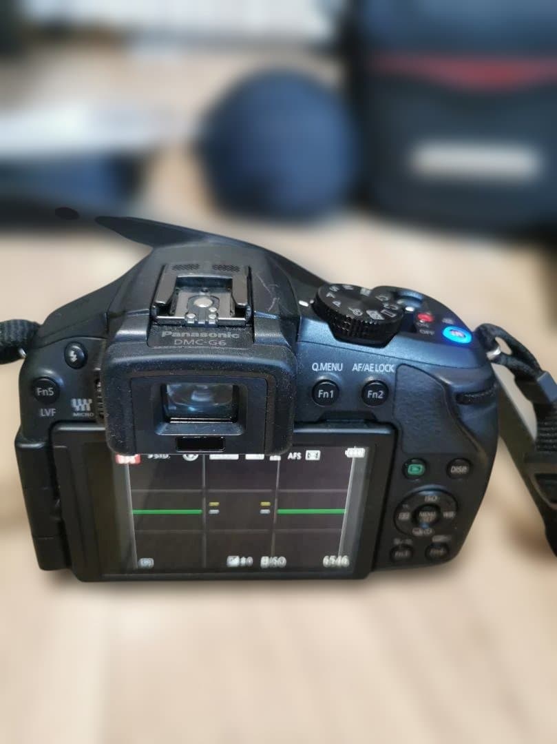 ミラーレス一眼レフカメラ LUMIX DMC-G6 + 広角望遠レンズ、他