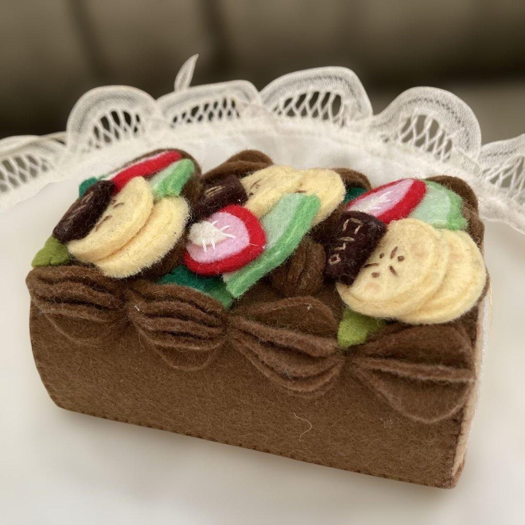 コケッツ　フェルトケーキ