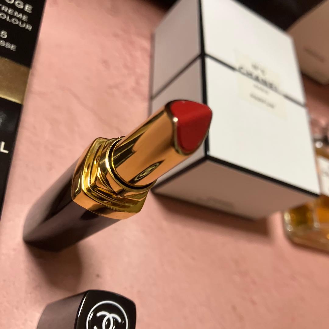 【新品】CHANEL N°5 パルファム & リップカラーセット