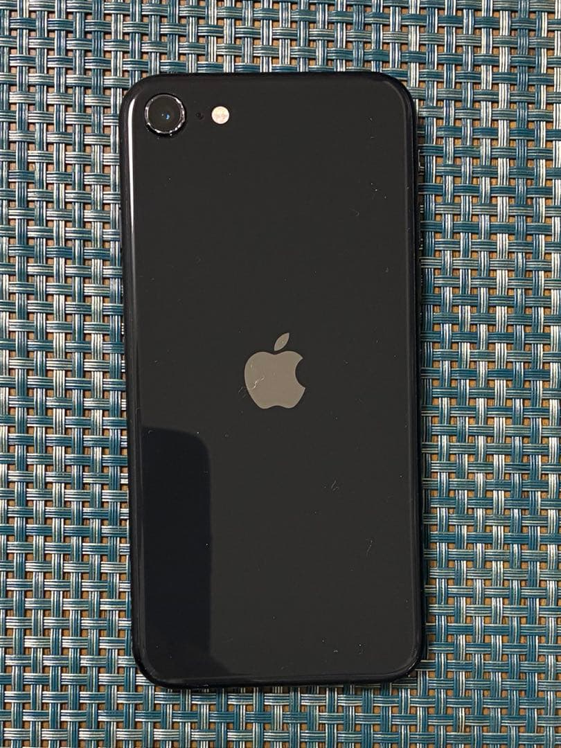 Apple iPhone SE第二世代ブラック