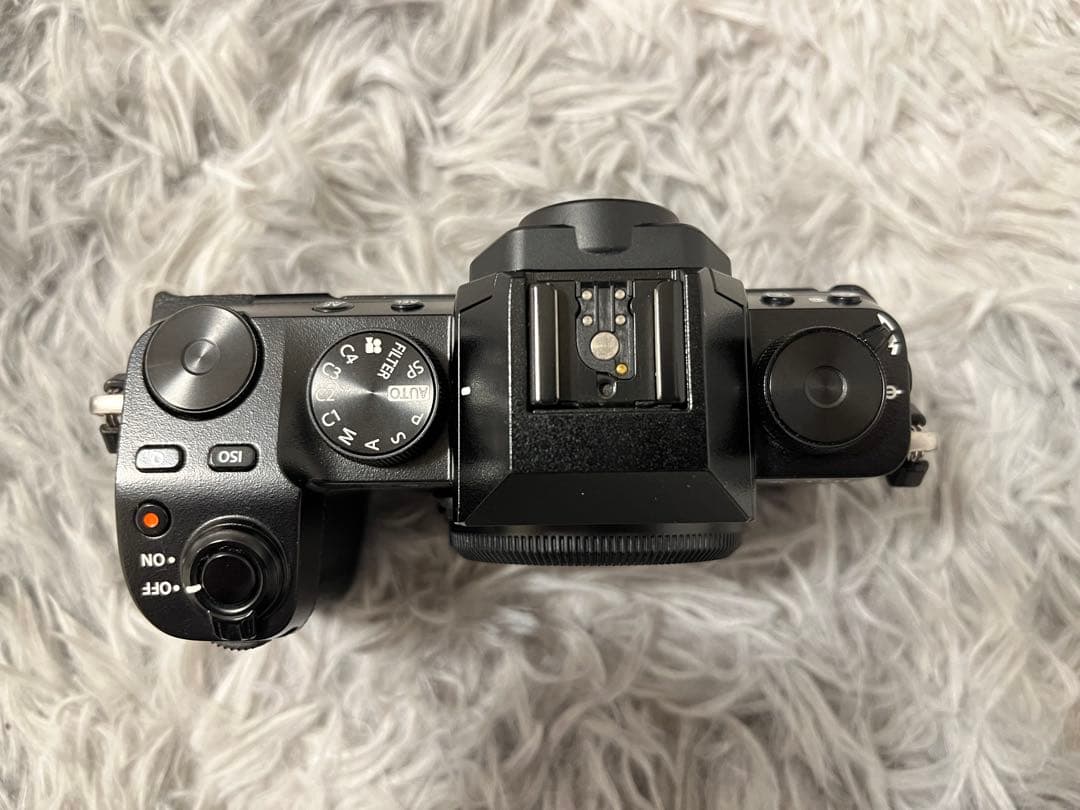 Fujifilm X-S10 ミラーレスカメラ ダブルレンズキット　富士フィルム