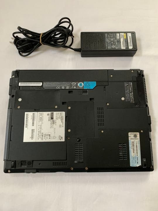 FMV LIFEBOOK SH560/AN FMVS560AN7 ブラック②