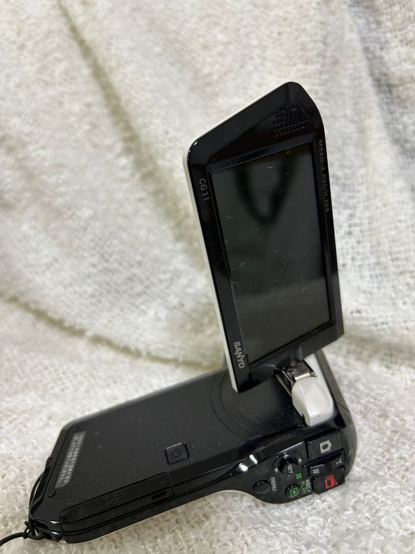 SANYO Xacti CG11 (動作確認済、バッテリーつき)
