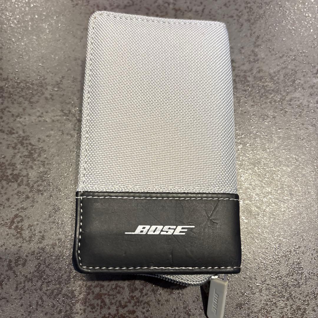 Bose 有線イヤホン キャリングケース付き