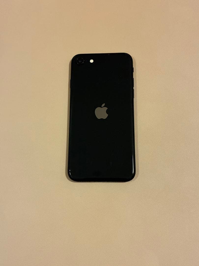 Apple iPhone SE 第二世代64GB SIMフリーブラック