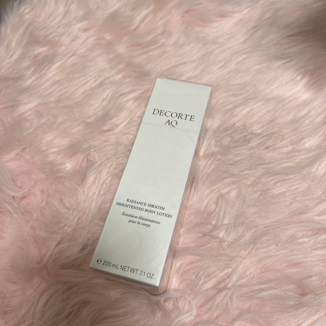 DECORTE AQ ラディアンス スムース ボディミルク 200ml