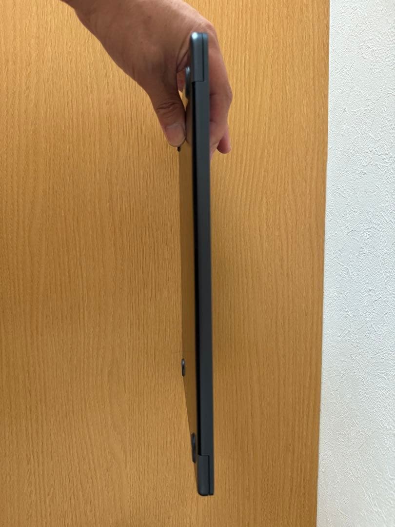 【美品】MacBook Air M2 13.6インチ ＋ Magic Mouse