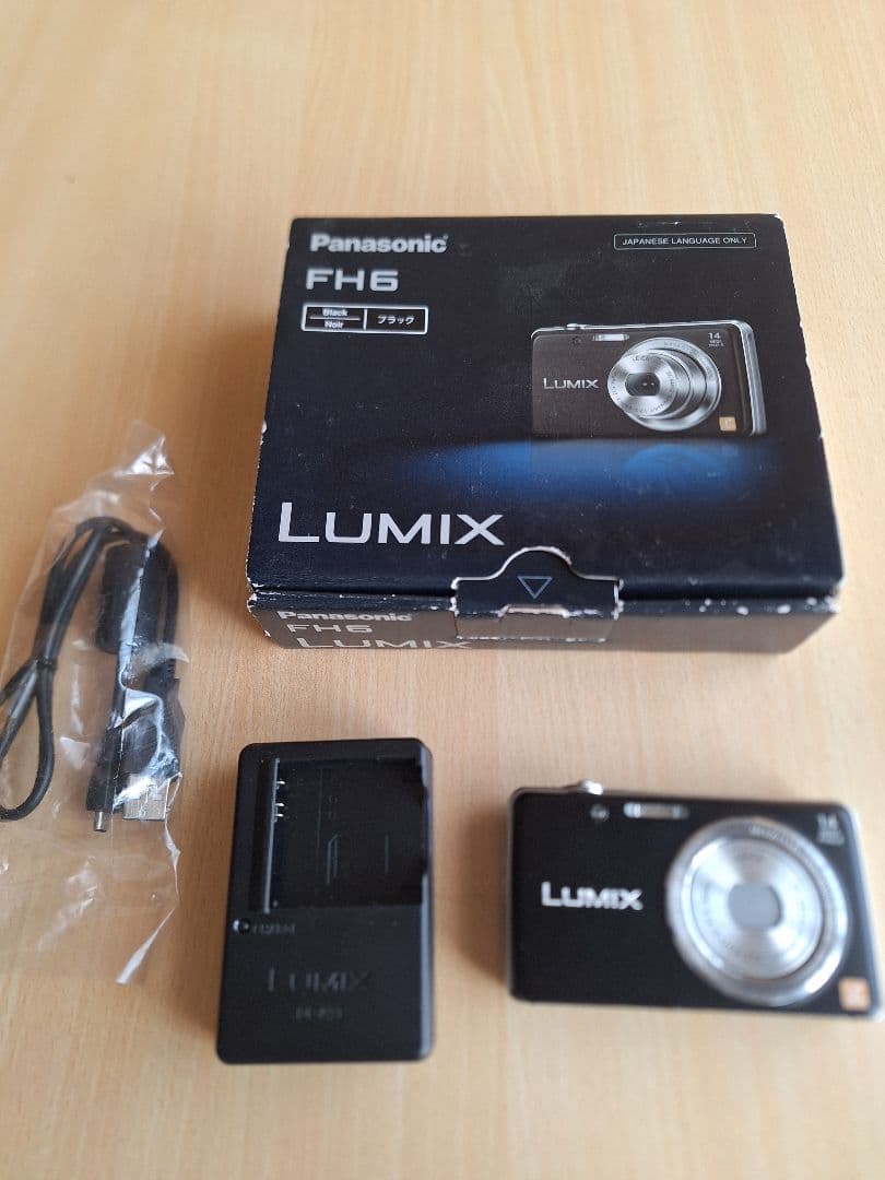 デジタルカメラ Panasonic LUMIX DMC-FH6