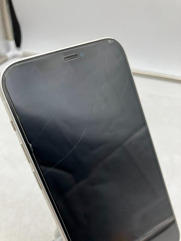 スマートフォン本体 Apple iPhone 12 256GB MGJ13J/A