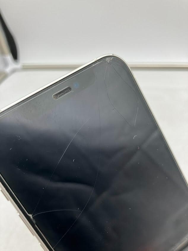 スマートフォン本体 Apple iPhone 12 256GB MGJ13J/A