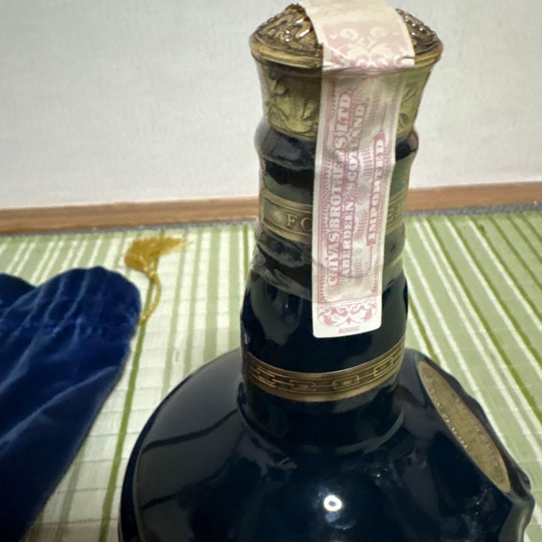 シーバス　ロイヤルサルート21年　陶器ボトル　700ml 香港ラベル HKDNP