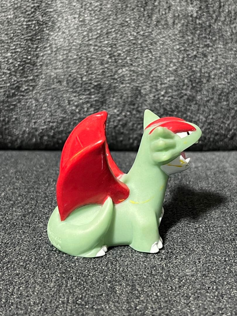 ポケモン指人形　ボーマンダ　色違い　非売品