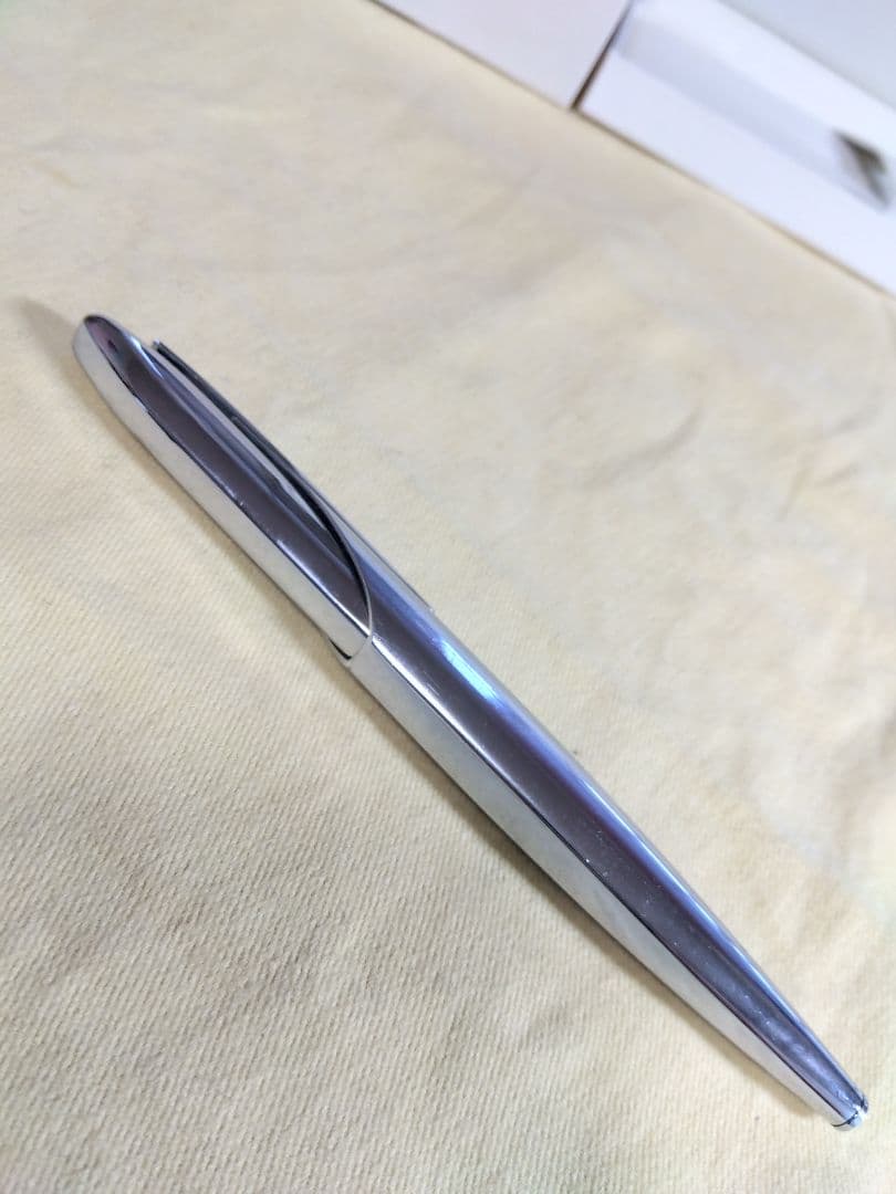 S.T.Dupont Jet 8 chromeグレー 　フルメタル ボールペン