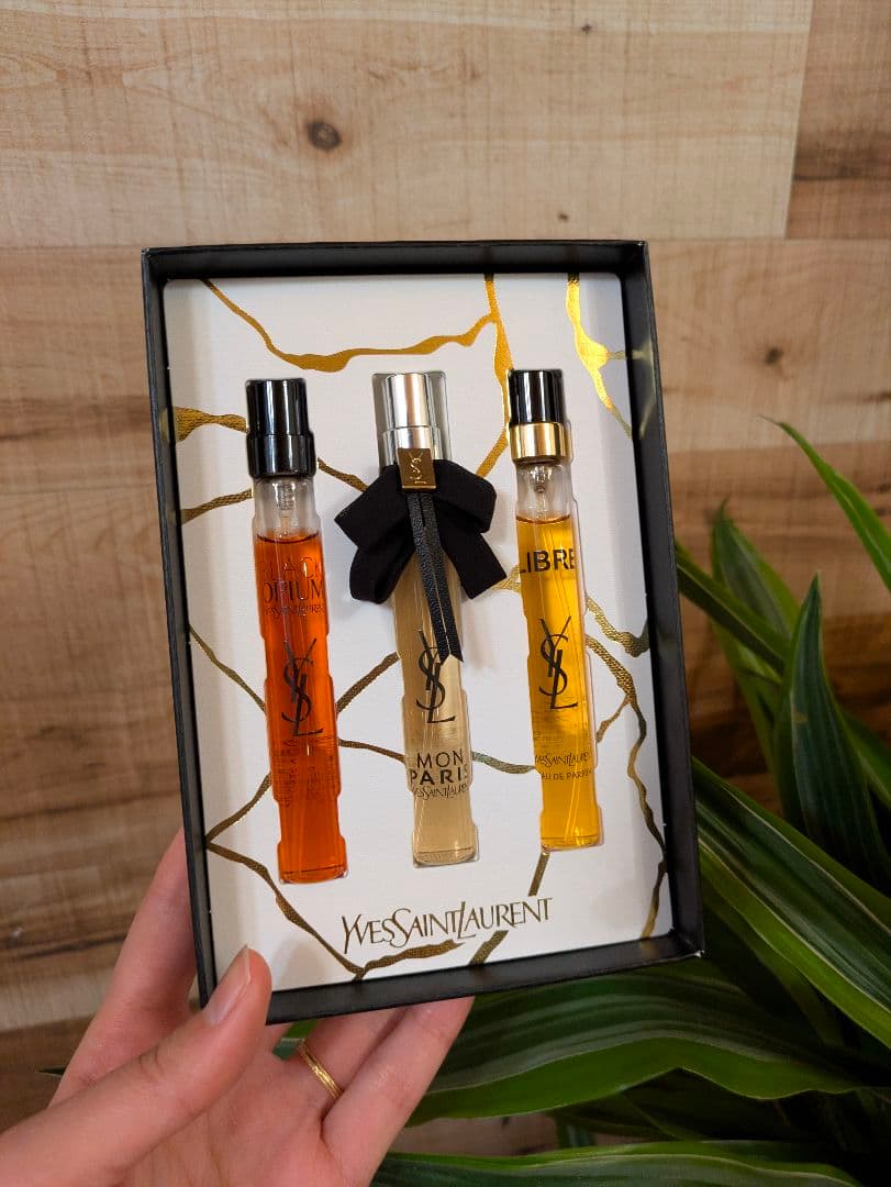 【極美品】Yves Saint Laurent ミニ香水3本セット、箱付き