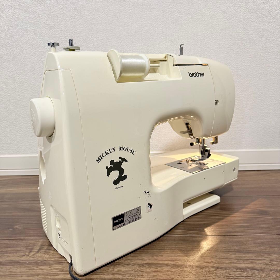 ミッキー ブラザーミシン コンピューターミシン M7100刺繍
