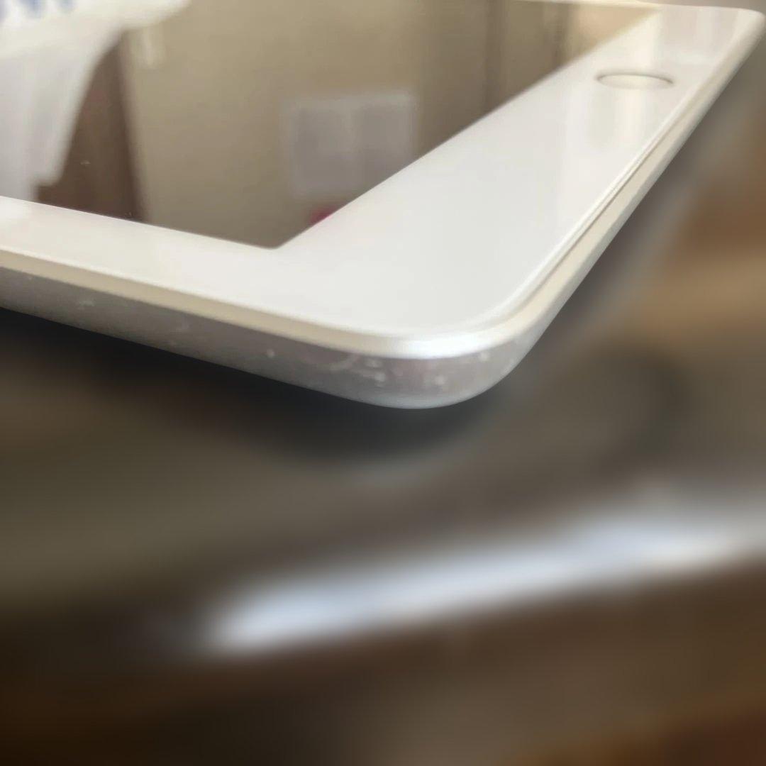 iPad本体 Apple iPad A1822 128GB
