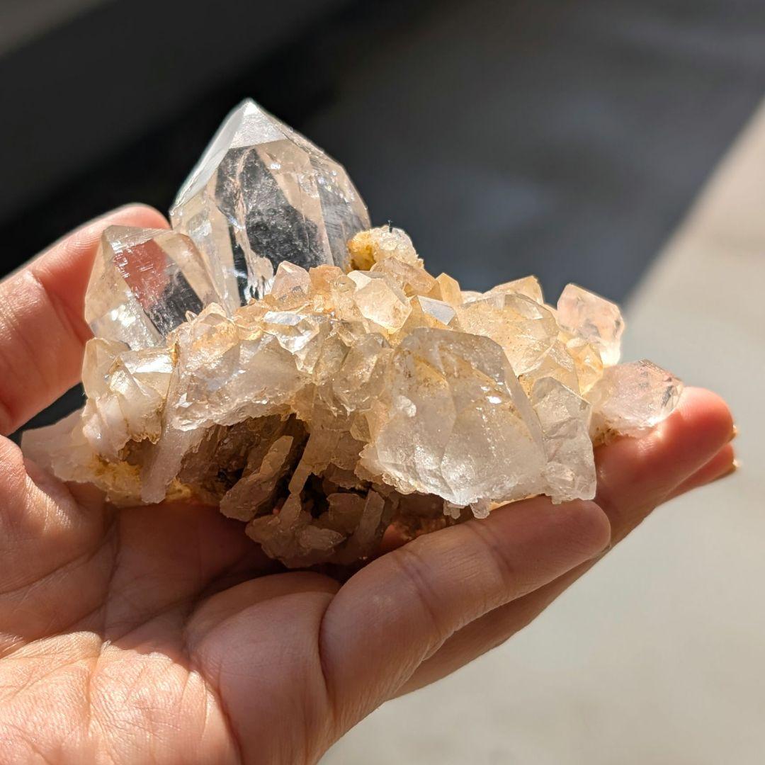 ヒマラヤ　サインジ水晶　クラスター　高品質　匿名配送　クォーツ　レア　希少　鉱物