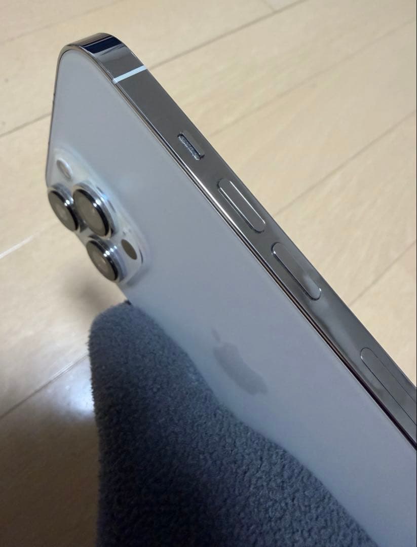 【美品】Apple iPhone 13 Pro シルバー 本体 256GB