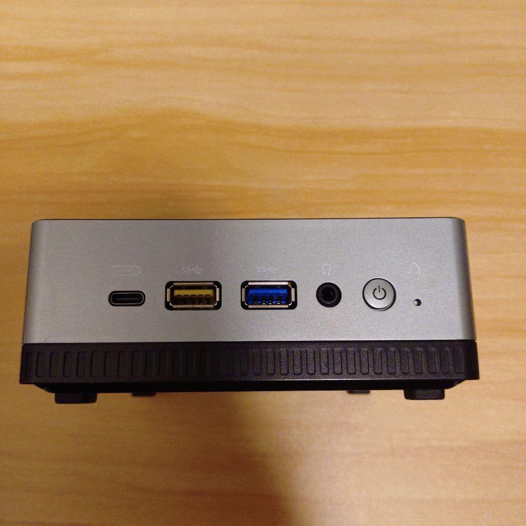 高性能＆軽量　MINISFORUM UM340　ミニPC