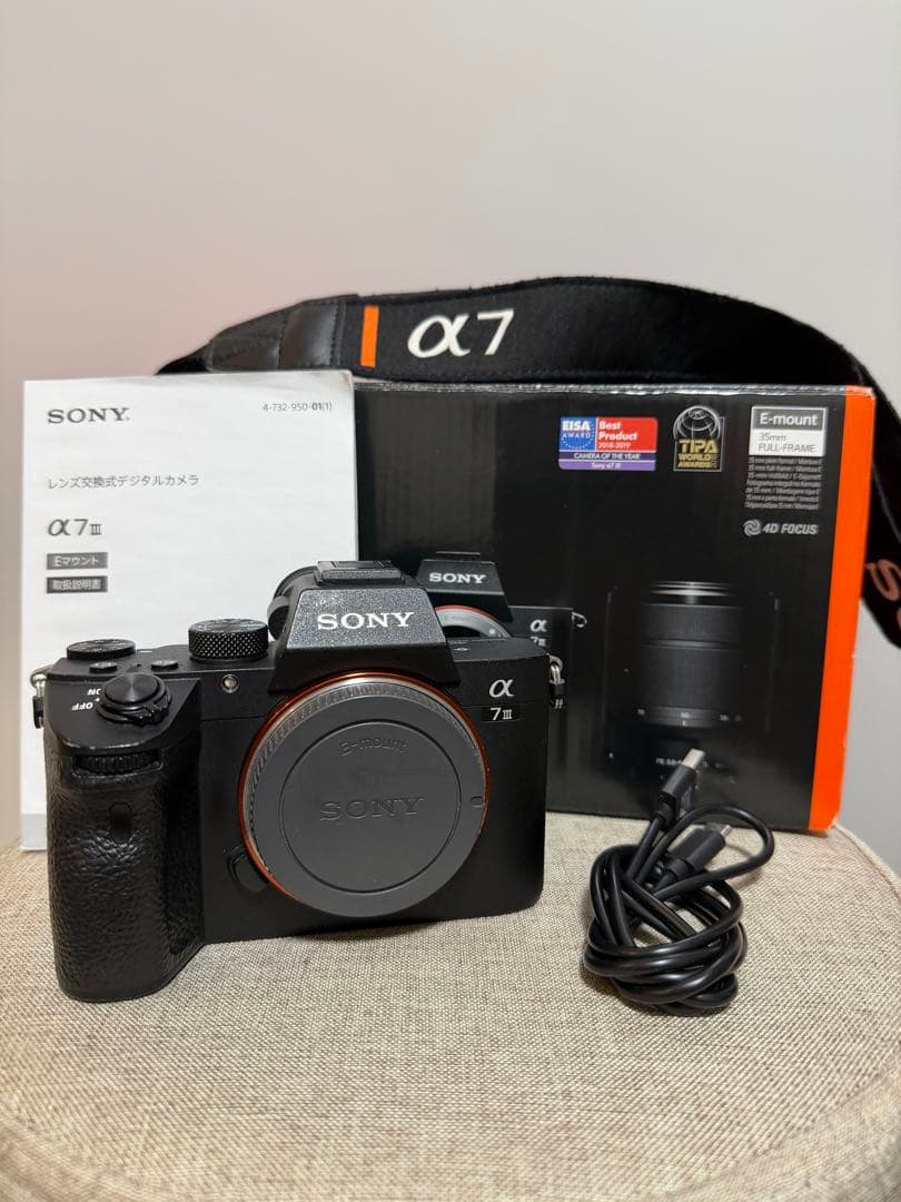 SONY α7 III ミラーレスカメラ 本体とバッテリーグリップ付き（縦グリ）