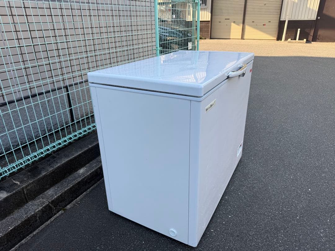 WHITE BEAR 　冷凍ストッカー　２５０L　ガラス扉　NWBST250-G