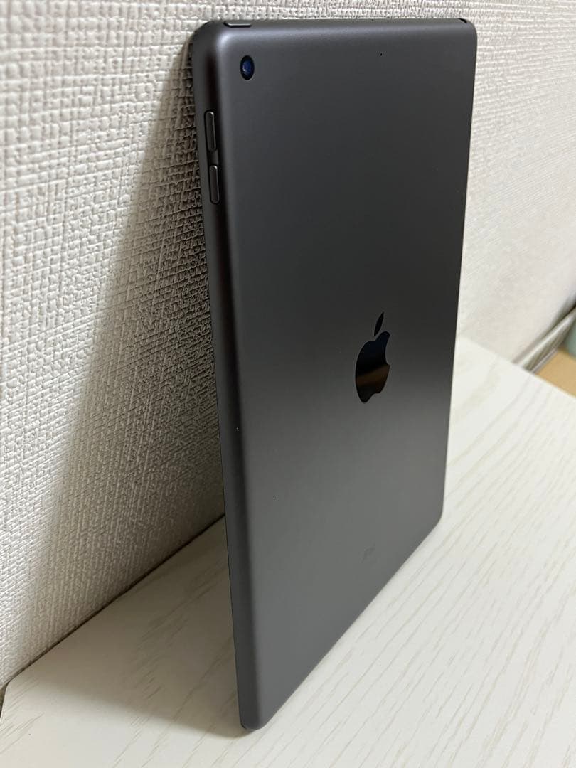 【ケース付き】iPad 10.2インチ 第9世代 Wi-Fi 64GB