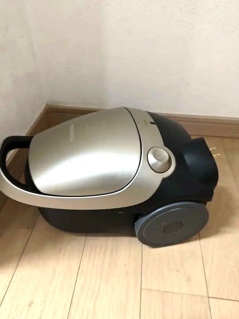 東芝　紙パック式掃除機　小型軽量 エアー式ヘッド　VC‐PH7AN　2020年製