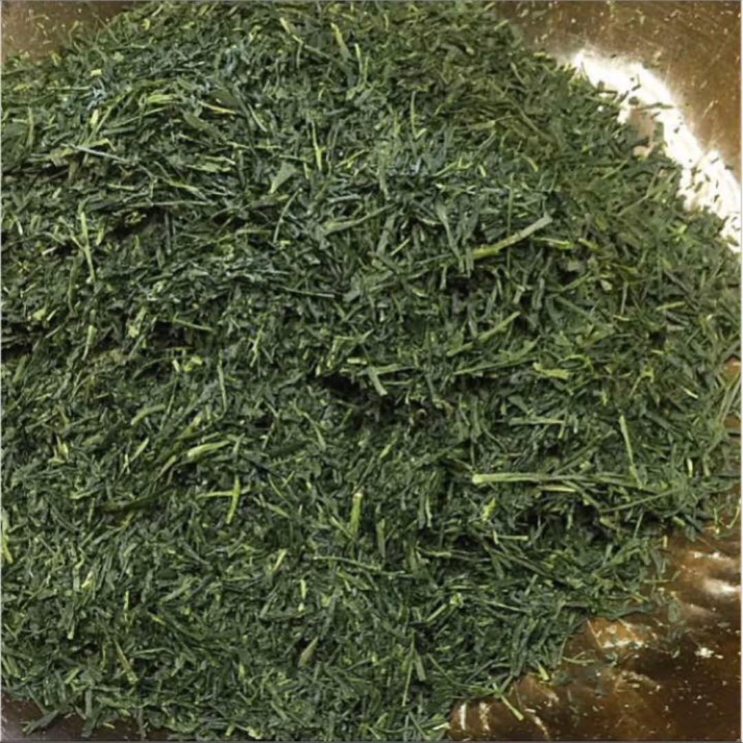 八女茶，新茶(特上煎茶)750円3袋(水出し煎茶)5袋 めめママです。