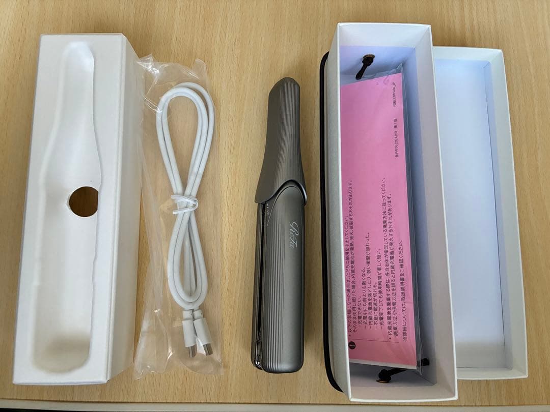 リファフィンガーアイロンST シルバー箱付保証書付 美品