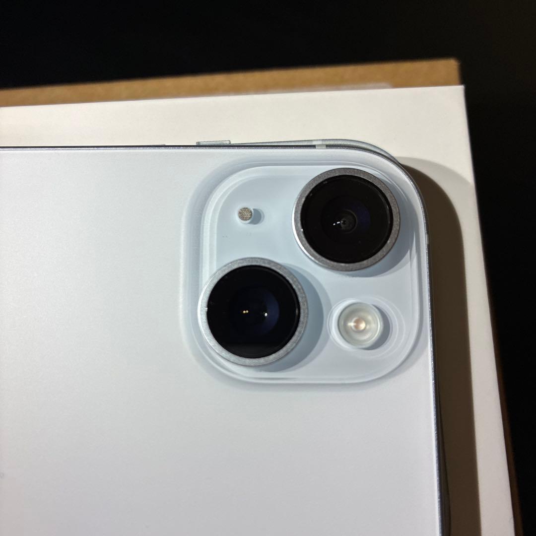 Apple iPhone 15 128GB ブルー　中古