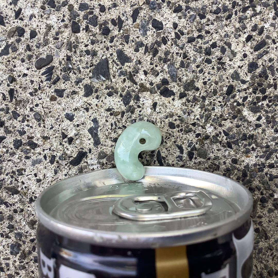 ✳️縁起物を1個お身近に‼️ 糸魚川翡翠勾玉　本物ジェダイト　外部鑑定ソーティング付