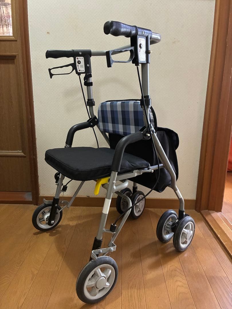 シンフォニーＳＰ 歩行車タイプ コンパクト 軽量 歩行補助 島製作所