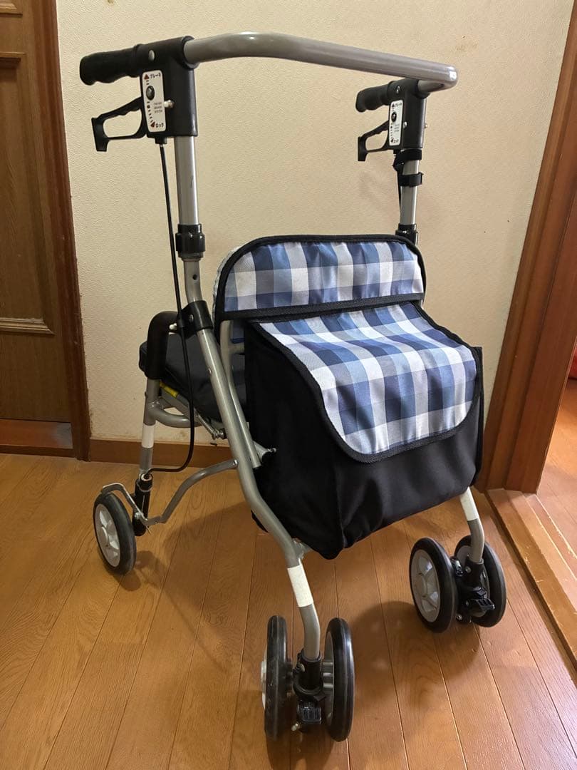 シンフォニーＳＰ 歩行車タイプ コンパクト 軽量 歩行補助 島製作所