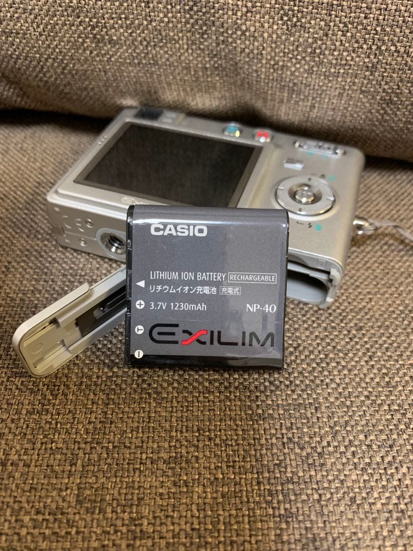 CASIO EX-Z50 シルバー コンパクトデジタルカメラ