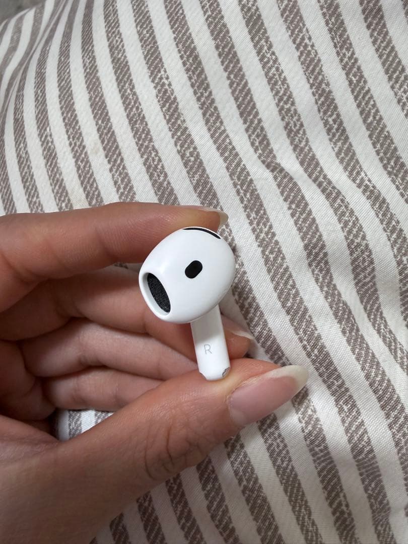 AirPods 第4世代 ANC 右耳のみ