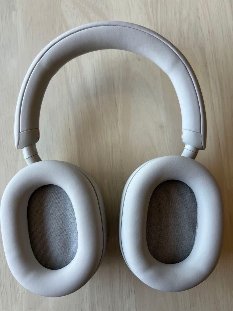SONY WH-1000XM5 プラチナシルバー 美品 動作確認済 ケース付
