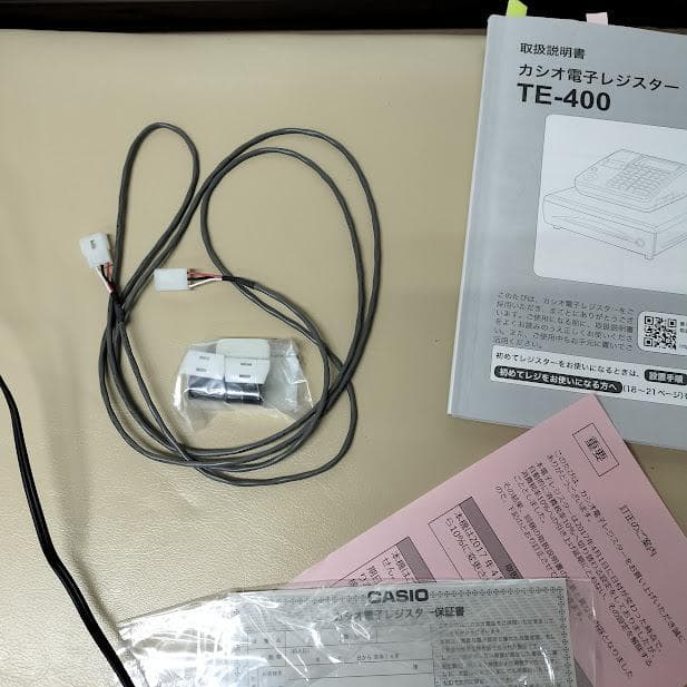送料無料　カシオTE-400 電子レジスター 　初期化済み　レジロール6個つき