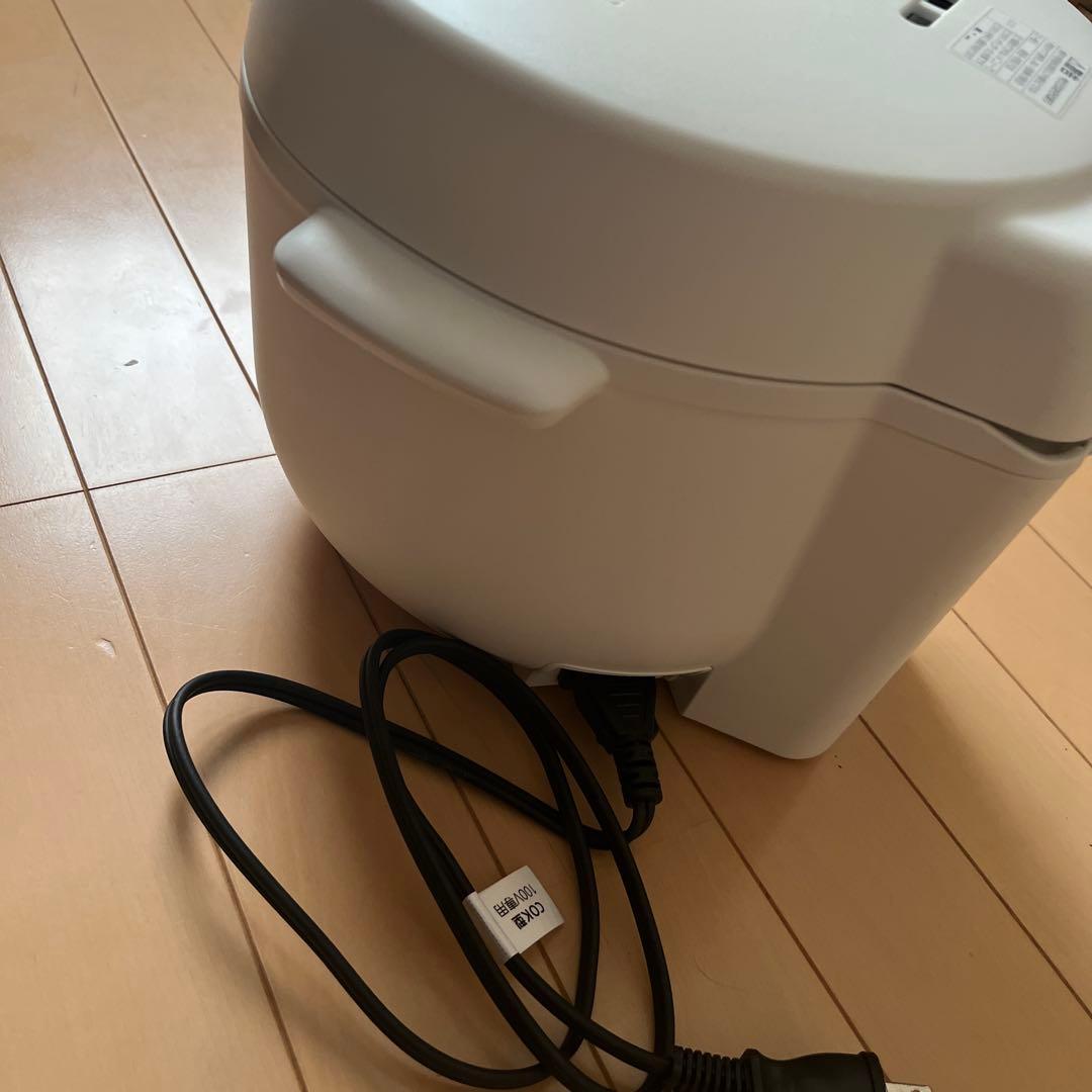 TIGER 電気圧力鍋　COK-A220 ホワイト2.2L